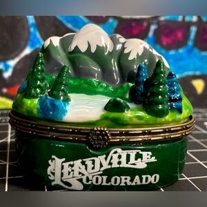 RARE Vintage Mountainside Stream Scene Limoges Style Hinged Trinket Box